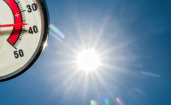 Термометър показва 37 градуса по Целзий в Германия