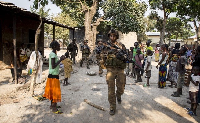 Външните министри от ЕС одобриха европейска операция в Централноафриканската република