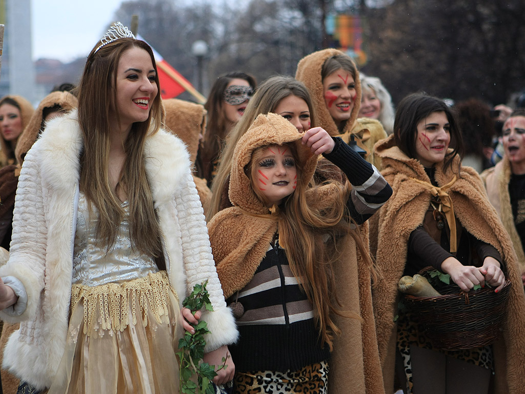 Международен фестивал на маскарадните игри, "Сурва 2014" гр. Перник