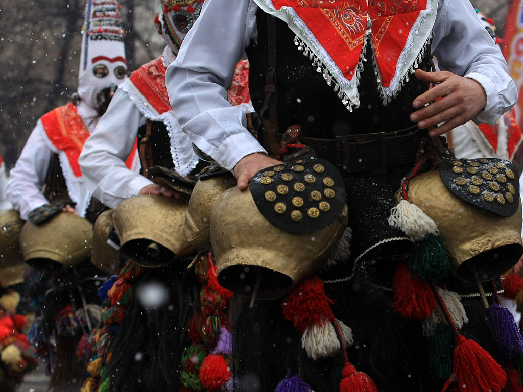 Международен фестивал на маскарадните игри, "Сурва 2014" гр. Перник