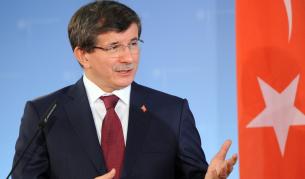 Давутоглу: Религиозното обучение спира радикализацията