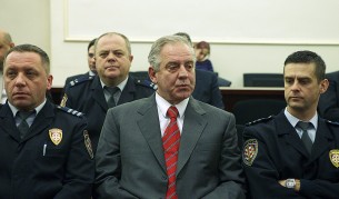 Иво Санадер (в средата)