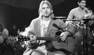 Кърт Кобейн по време на концерт на 18 ноември 1993 г.