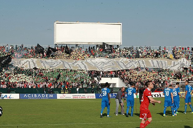 Агитките на ЦСКА и Левски за Вечното дерби1