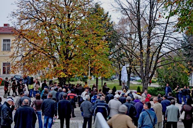 Паметникът на Левски в Исперих1