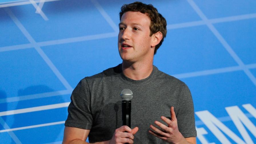 "Фейсбук" ще доставя интернет с дронове