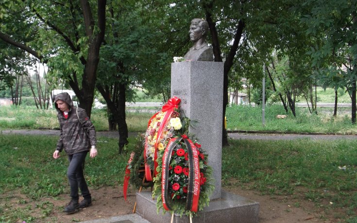 Локо Сф почете паметта на Никола Котков