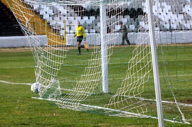 Отборът на Черноморец Бургас записа шеста поредна победа в първенството1