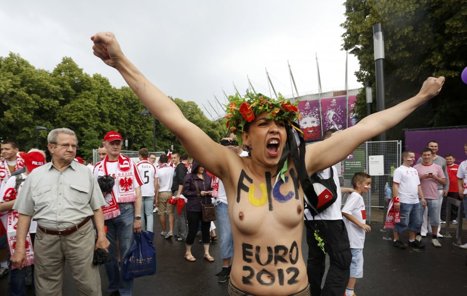 Активистките от Femen с нов протест преди старта на Евро1