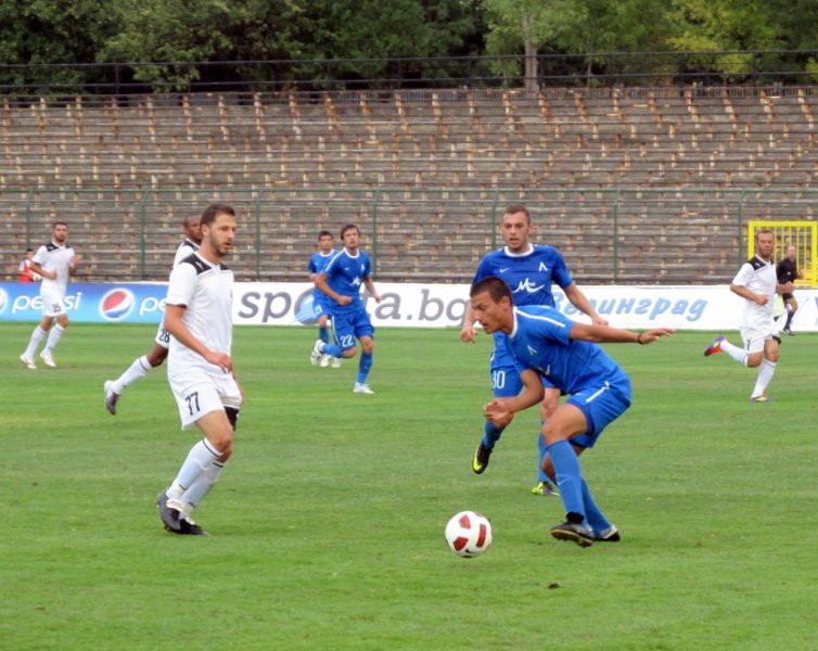 Левски победи Славия в контрола1