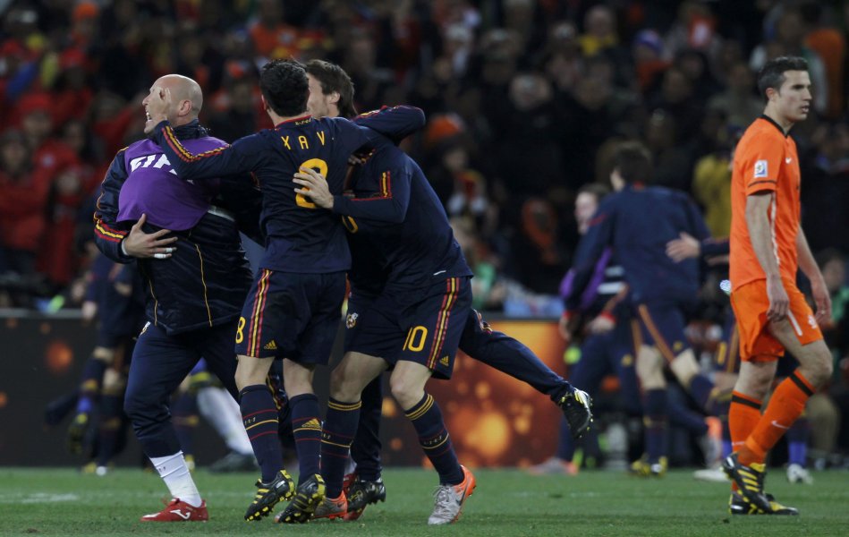 Испания завладя света дочака своята първа титла1