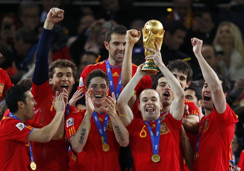 Испания завладя света дочака своята първа титла1