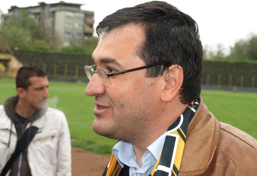Спортният министър Свилен Нейков областният управител на Пловдив Иван Тотев1