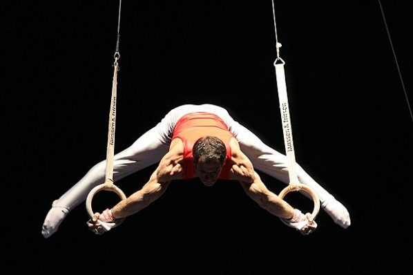 И на 36 години Йордан Йовчев е царят на халките1