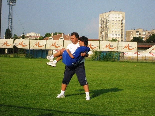 Вуцов прави шоу на тренировка на Левски1