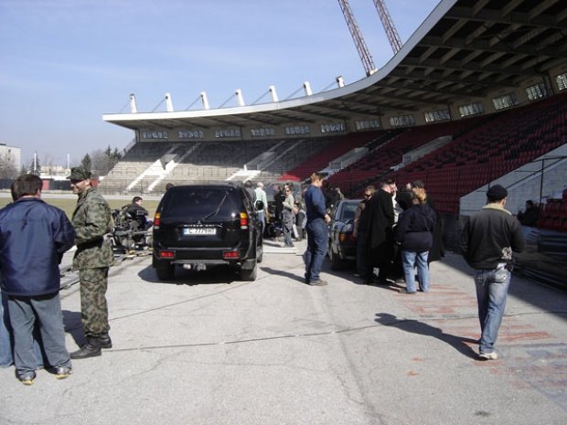 Мутри превзеха Локо1