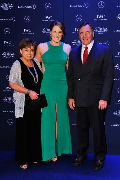 Миси Франклин с родителите си1