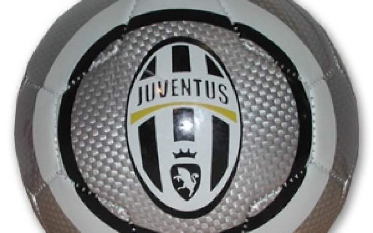 Ювентус дава 40 милиона за нови играчи