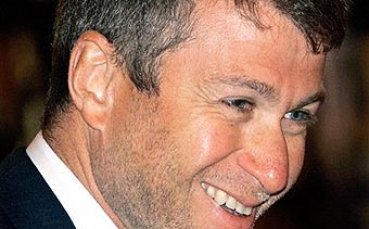 След месец пауза Абрамович пак ще гледа мач на Челси