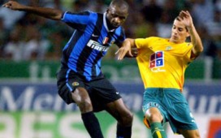 Виейра аут срещу Валенсия