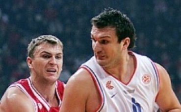 Скелин и Младенов се връщат в игра за ЛукОйл Академик