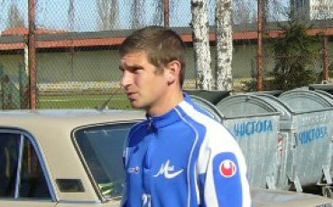 Бардон резерва срещу Динамо Букурещ