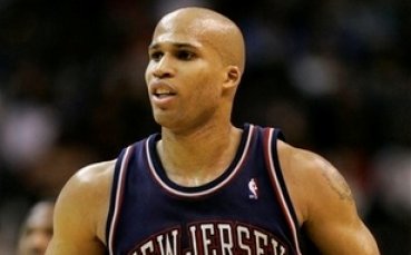 Вашингтон загуби, но се класира за плейофите