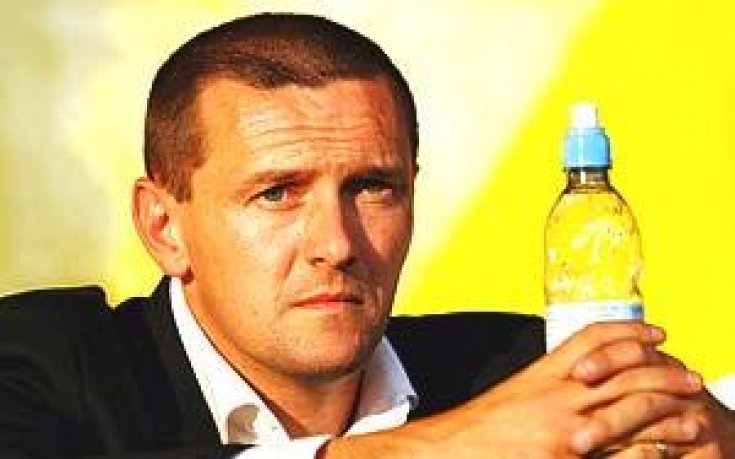 Уотфорд ще задържи Буутройд за още три години