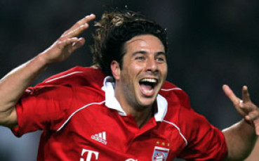 Челси се споразумя с Байерн за Пизаро