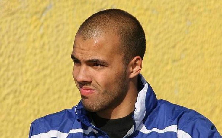 Фиорентина гледа Михайлов срещу Черна гора