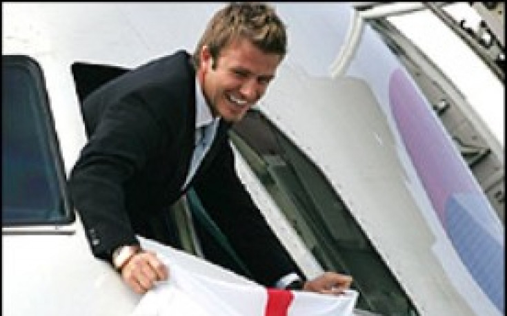 Лекарите предупреждават Бекъм: Кариерата ти е в опасност