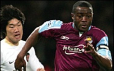 Кокър стана съотборник на Стилиян Петров