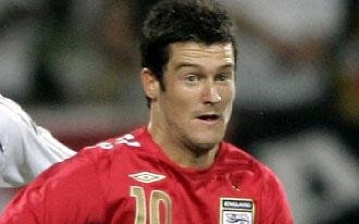 Дейв Нъджънт преговаря с Портсмут