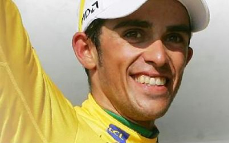 Алберто Контадор триумфира на Тур дьо Франс