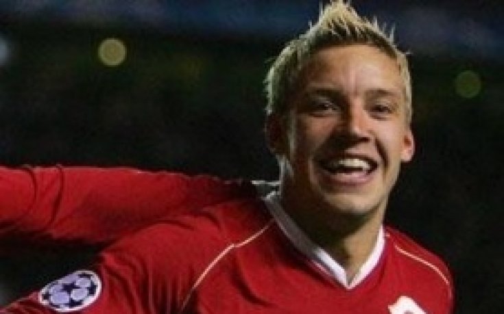 Нюкасъл с конкретна оферта за Алън Смит