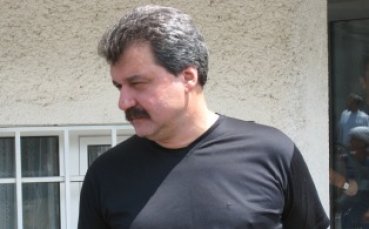 Тодор Батков отказа изявления, тръгна си ядосан