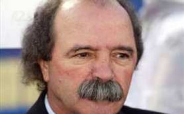 Камерун връща Жорже