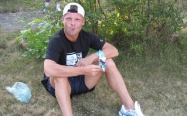 Елин Топузаков и Джайеоба извън групата за Локо Пд