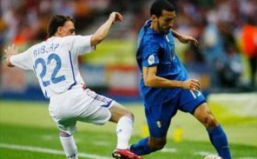 Дзамброта: Пътят към Евро 2008 е дълъг