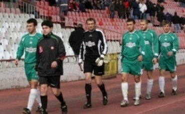 Безплатни автобуси за феновете на Пирин