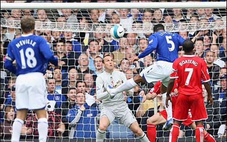 Евертън с комфортна победа