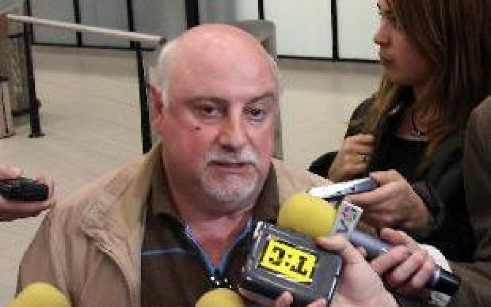 Баждеков отива на преговори за бразилците