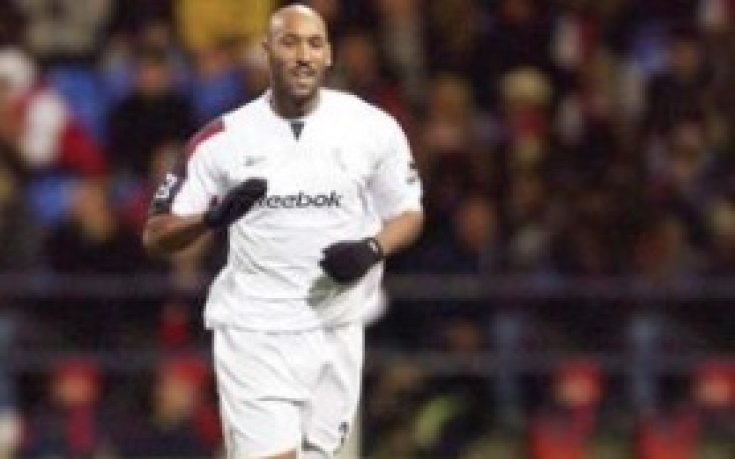 Анелка очаква предложение от голям клуб