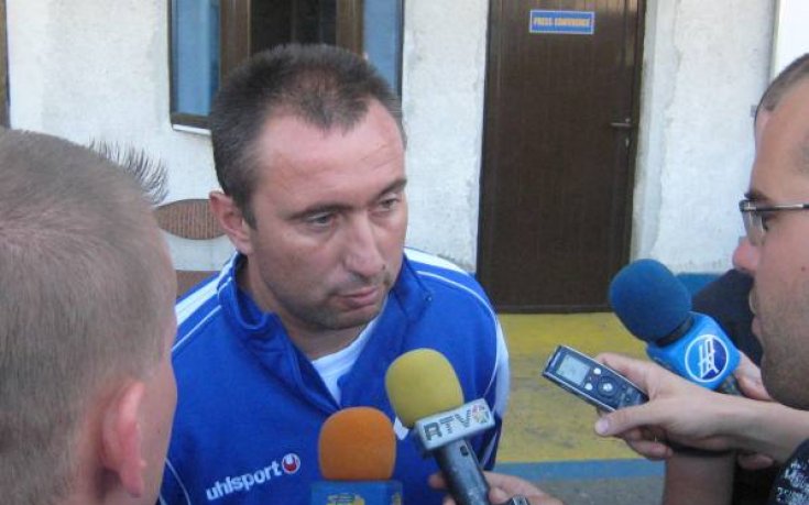 Стоилов: До часове може да подпишем и с Жоазиньо