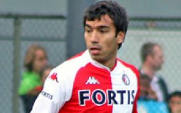 Джио изкачи Фейенорд на върха