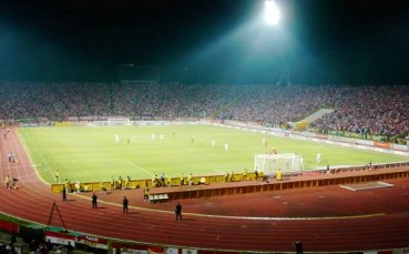 Букурещ домакин на финала на Купата на УЕФА през 2010 година?