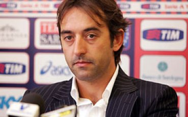 Каляри уволни треньора си