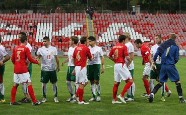 Англия без половин отбор срещу нашите
