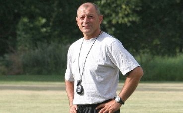Кузмановски: Победихме Локомотив и съдията