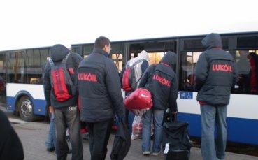 Два полета и автобус за Лукойл до Германия